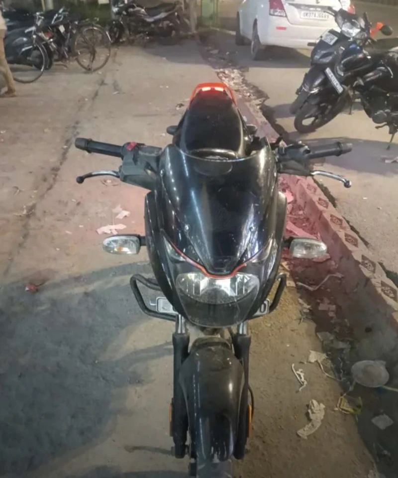 used-bajaj-pulsar-2022-model-in-rampur-1760888499