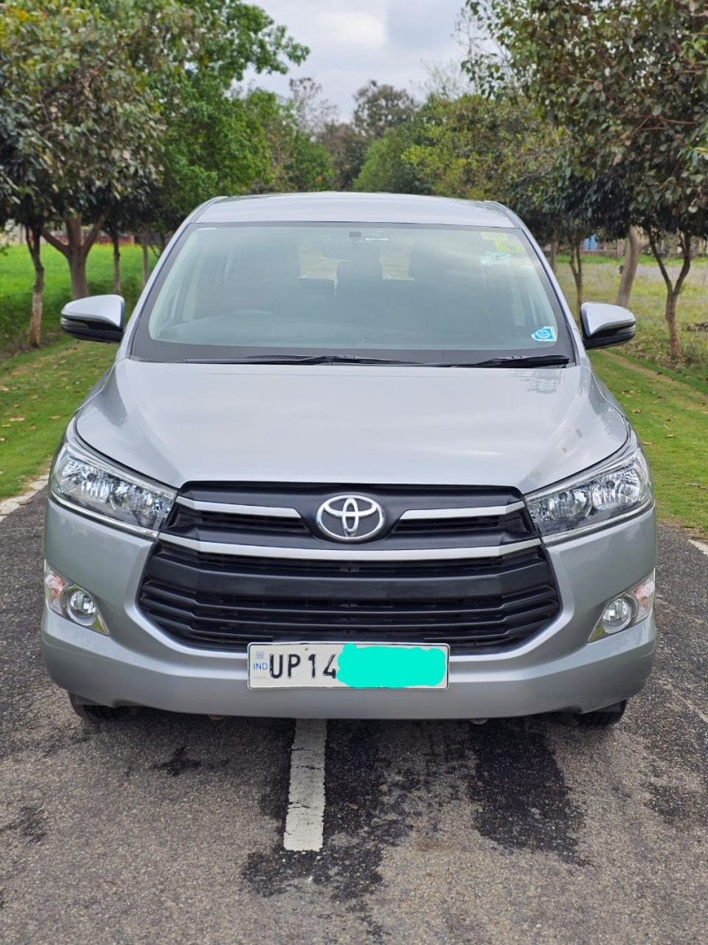 innova-crysta-in-excellent-condition-1715152576