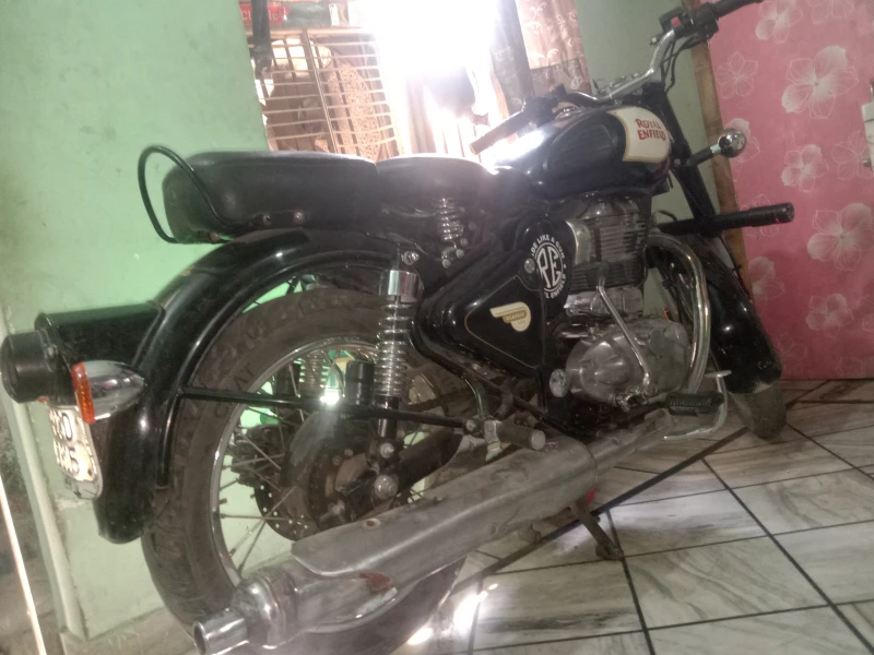 used-royal-enfield-classic-350-good-condition-in-bareilly-1761457638