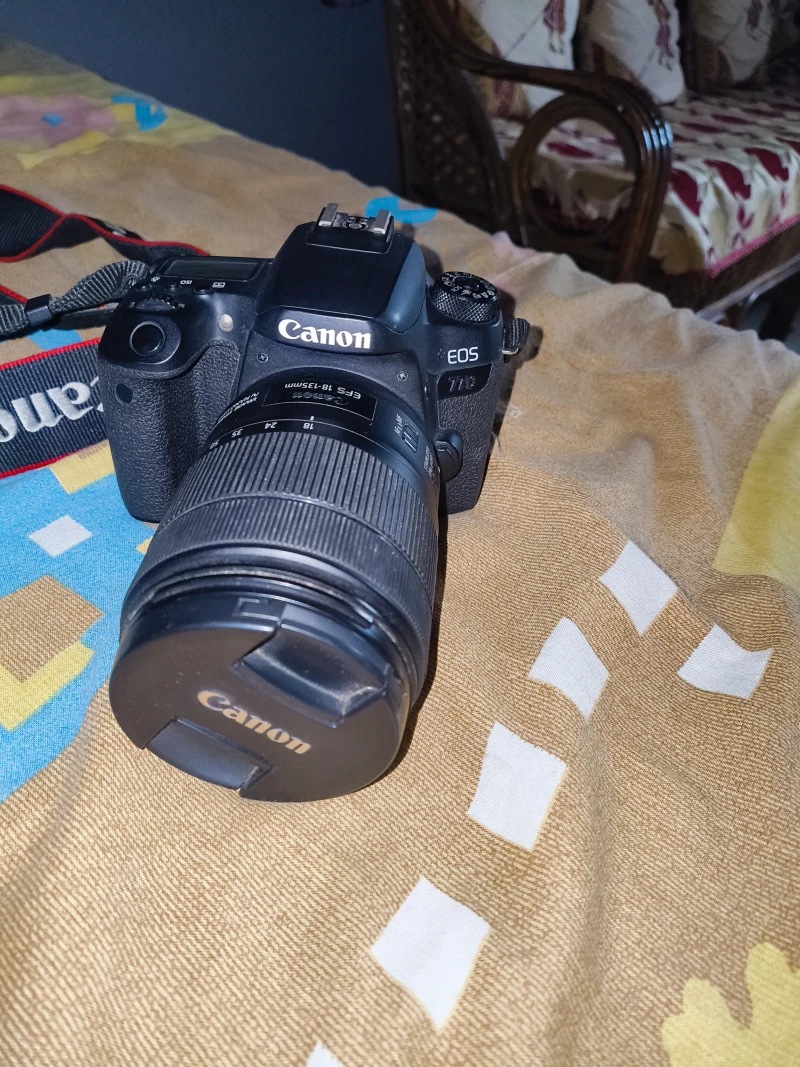 used-canon-eos-77d-in-bareilly-1761539262