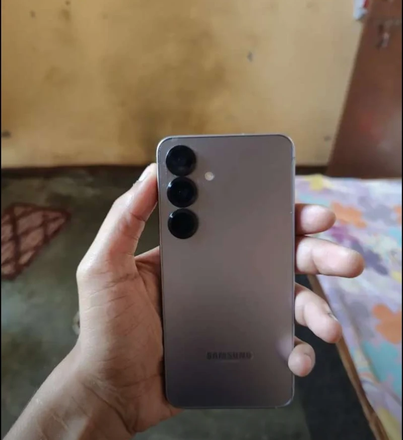 used-samsung-s25-5g-in-ghaziabad-1760519578